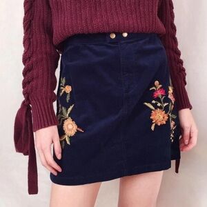 Mossimo Supply Co. Women’s Corduroy Flower Embroidered Mini Skirt Boho Navy 8
